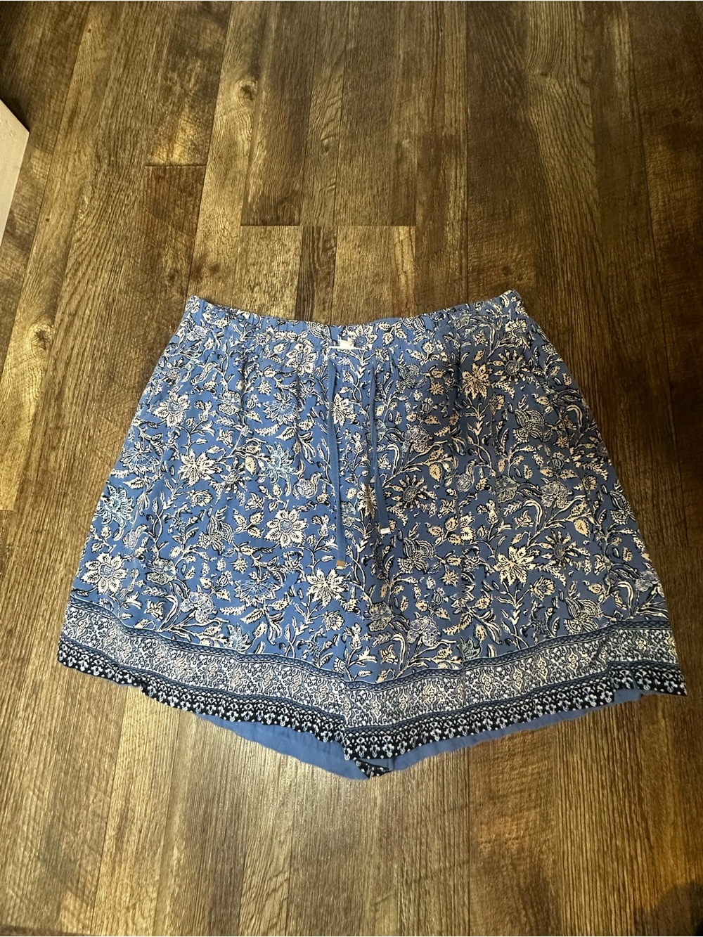 J. Jill Blue Floral Print High-Waist Shorts